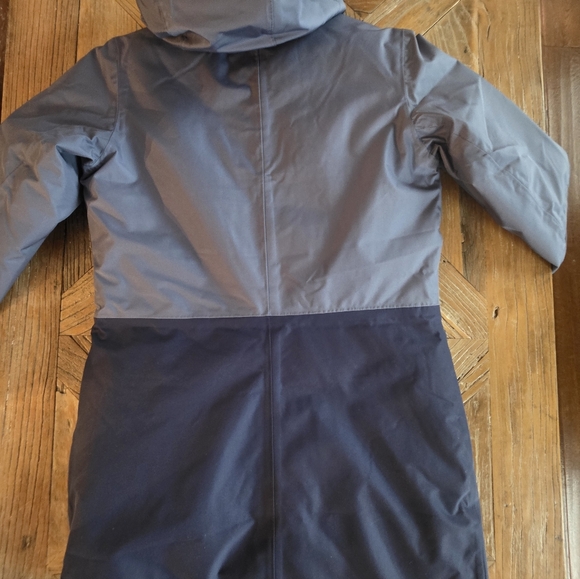 New HELLY HANSEN waterproof winter Snow Ski coat! Xs - Picture 5 of 8